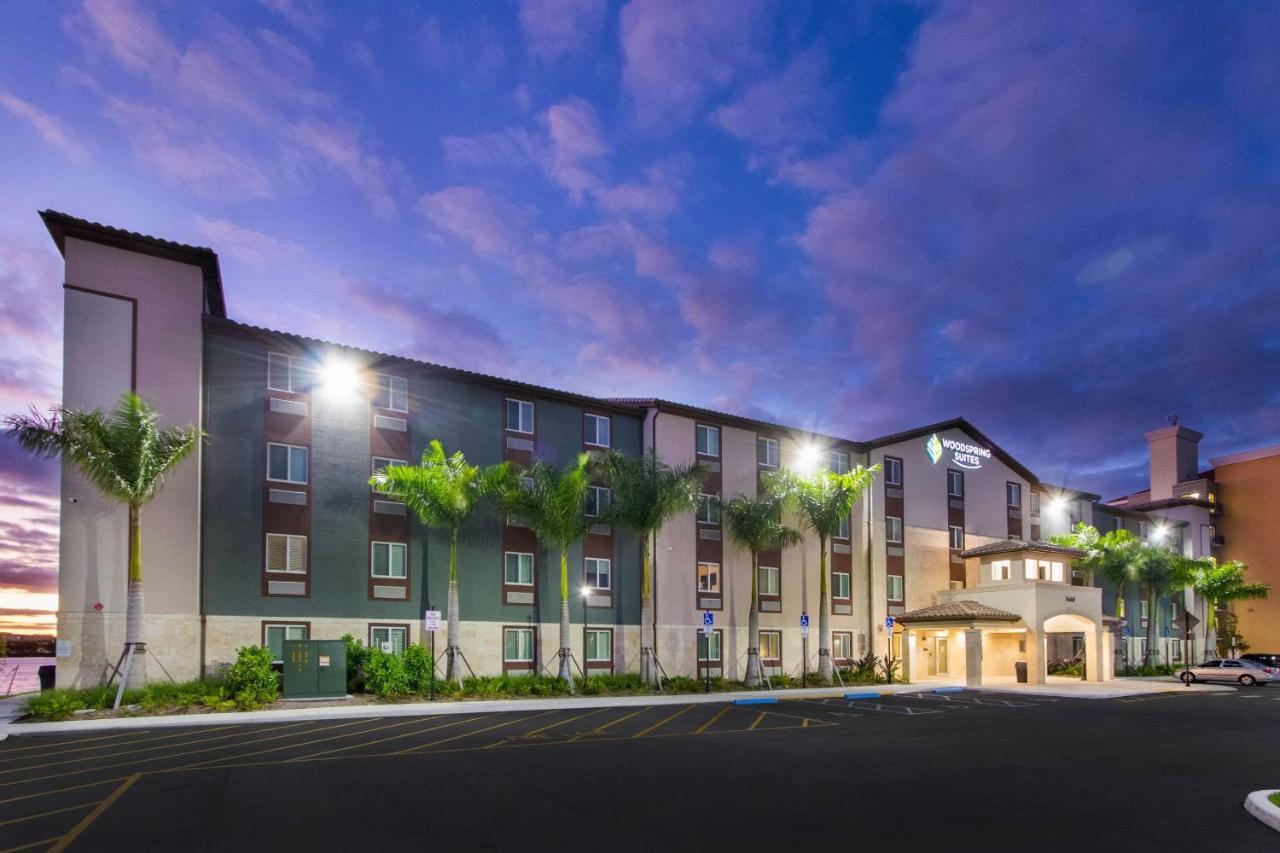 Woodspring Suites Miramar Eksteriør billede