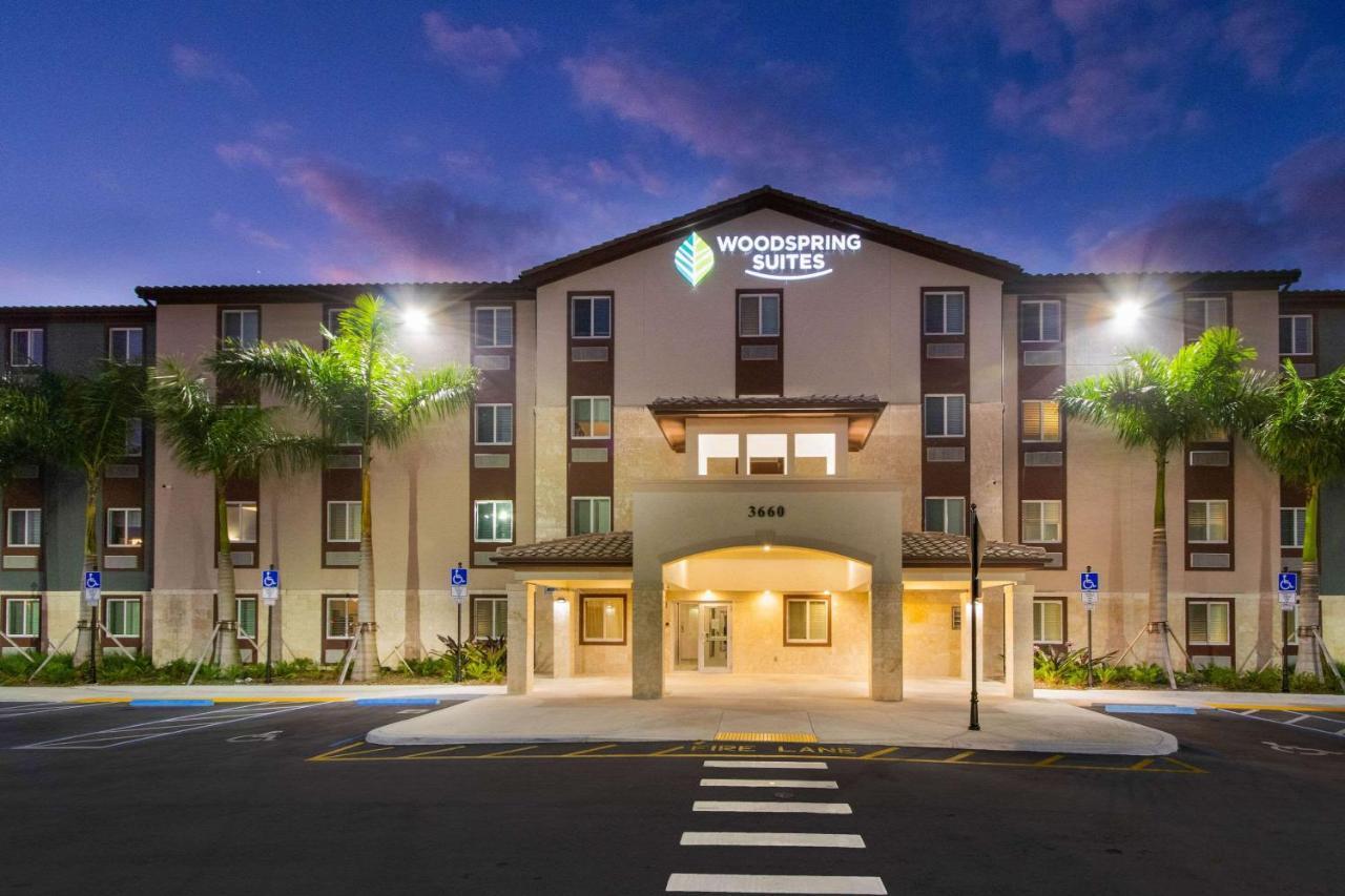 Woodspring Suites Miramar Eksteriør billede