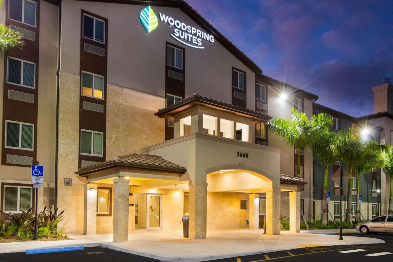 Woodspring Suites Miramar Eksteriør billede